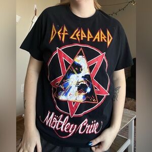 Def Leppard graphic tee